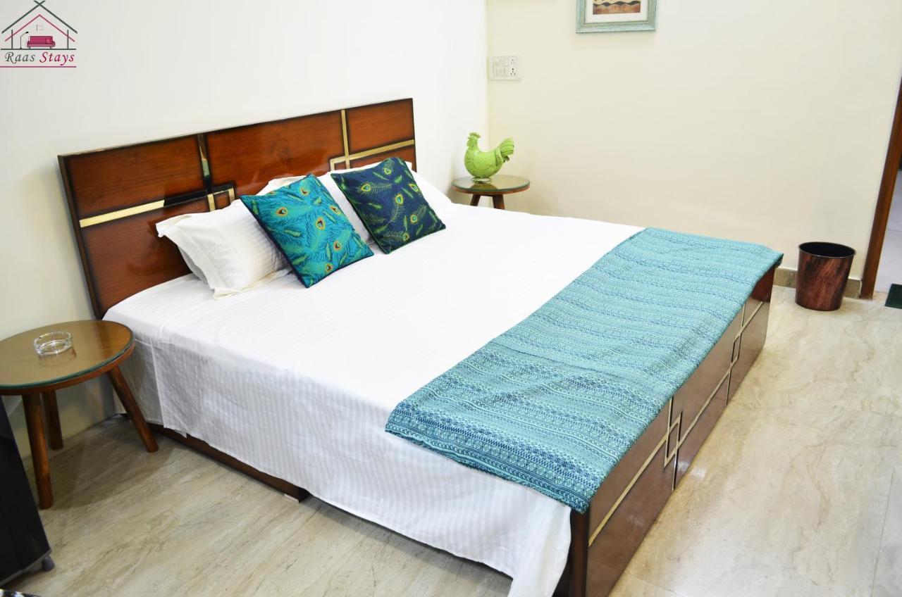 Economical Modern 1bhk Unit Prime Location 6 * New Delhi